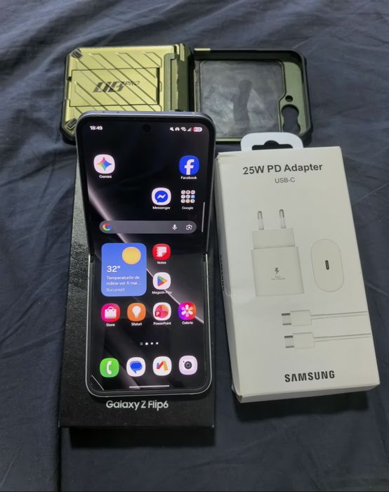 Samsung Galaxy z flip 6 95% capacitatea bateriei