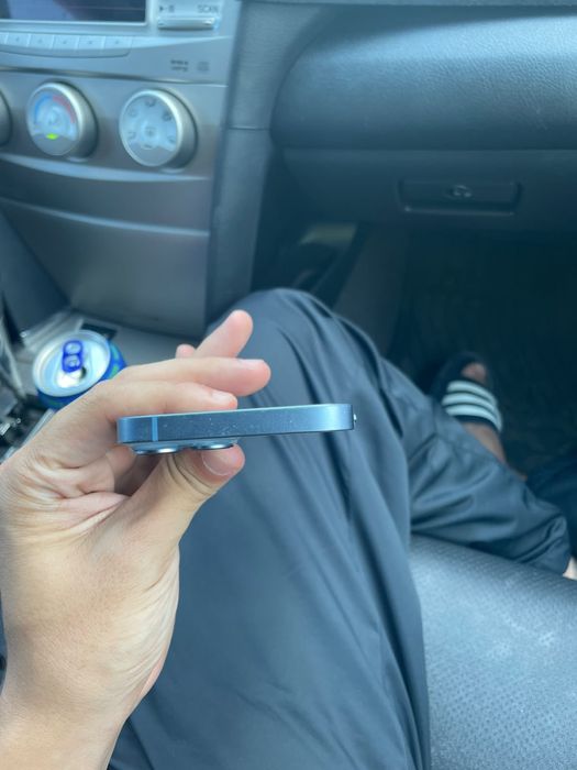 Продам Iphone 14 128 GB