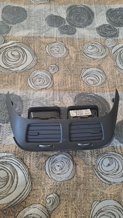 Продам рамку с магнитофоном