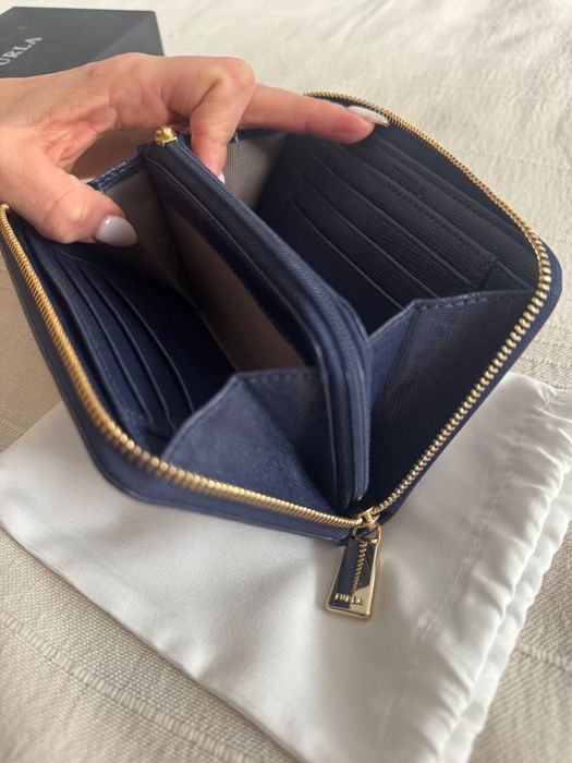 Кожено портмоне FURLA с лого