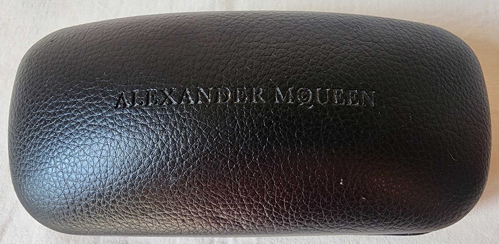 Футляр для очков