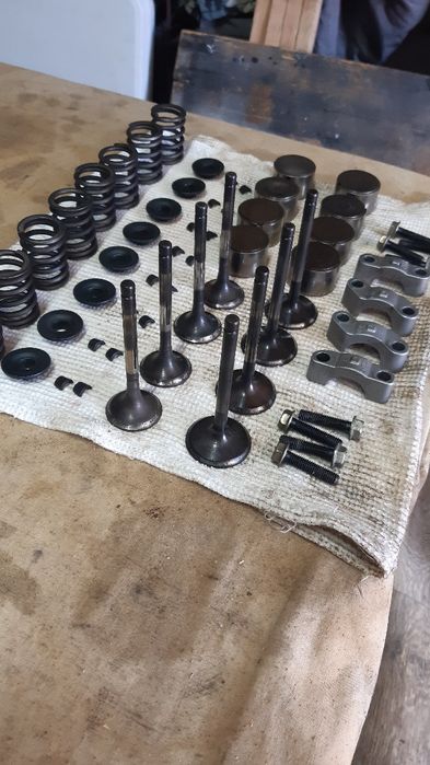 Продам клапана , 1kz