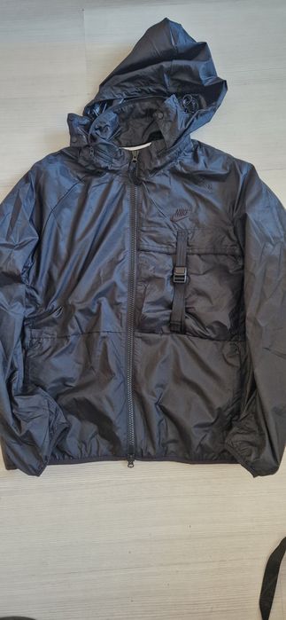 Vând trening Nike , colecție noua