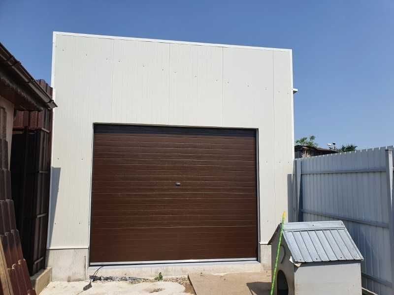 Usi de garaj sectionale