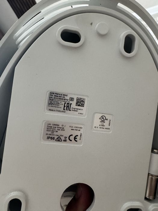 Продам камеру видеонаблюдения AXIS