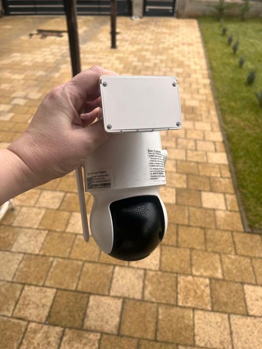Vand camera de supraveghere 4G cu panou solar