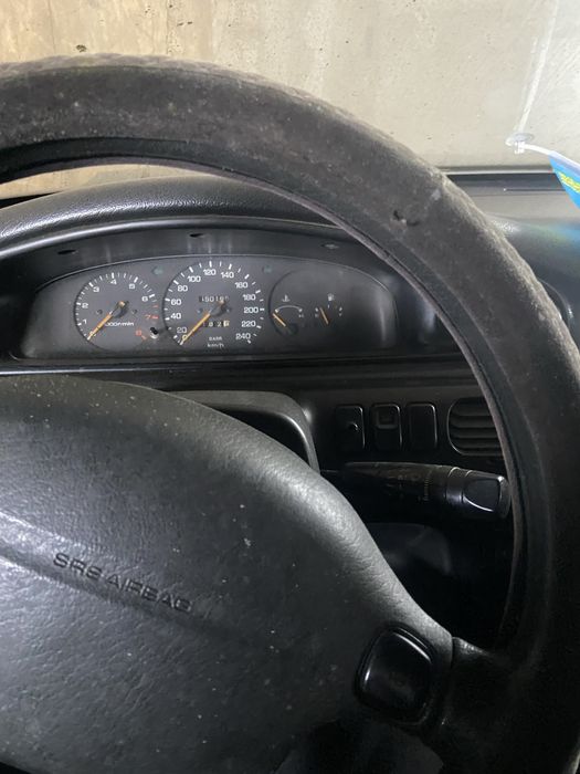 Продам машину мазда