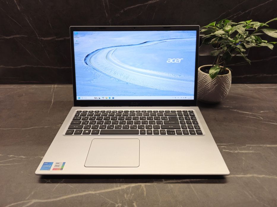 Отличный Ноутбук Acer (core i5-11th Gen/8ОЗУ/512SSD)