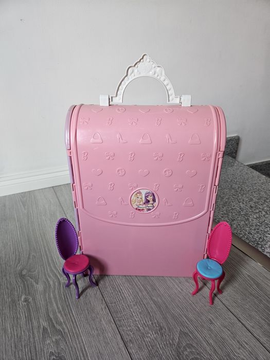 Căsuța Barbie          .