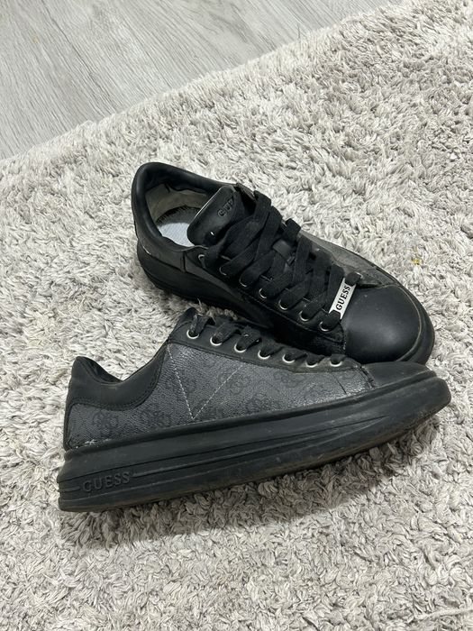 Adidasi Guess Salerno