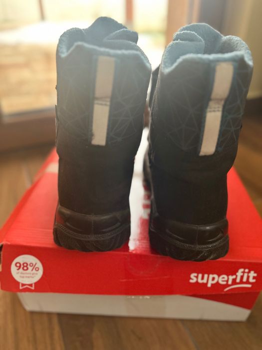 Зимни ботуши Superfit