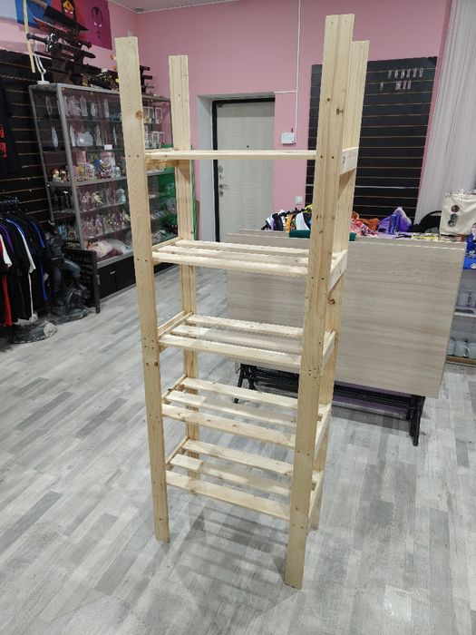 Продам стеллажи срочно