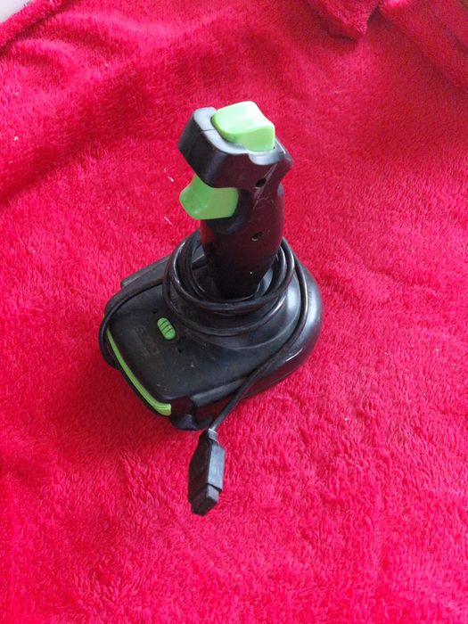 Joystick  / manetă pentru jocuri