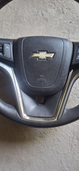 Продам рул от малибу 1 подходит и для кобалта.состояние хорошое фото