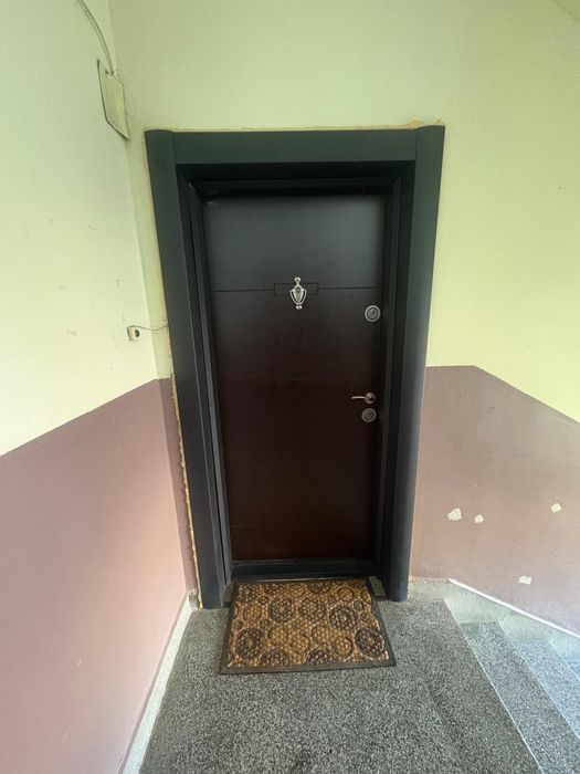 Продава се Многостаен апартамент в Търговище, Център - 110 кв.м за 1020 €/кв.м - Снимка #2