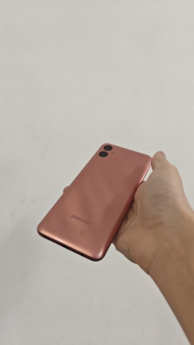 Samsung Galaxy A04e продам
