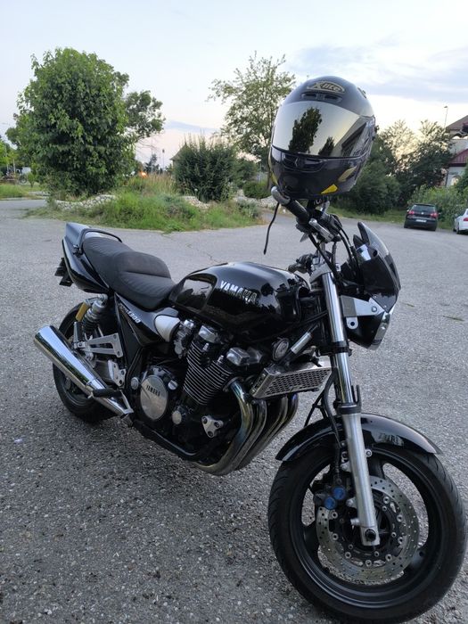 Vând Yamaha XJR 1300    /( Hornet, Kawasaki Z, Naked, Honda Cb)