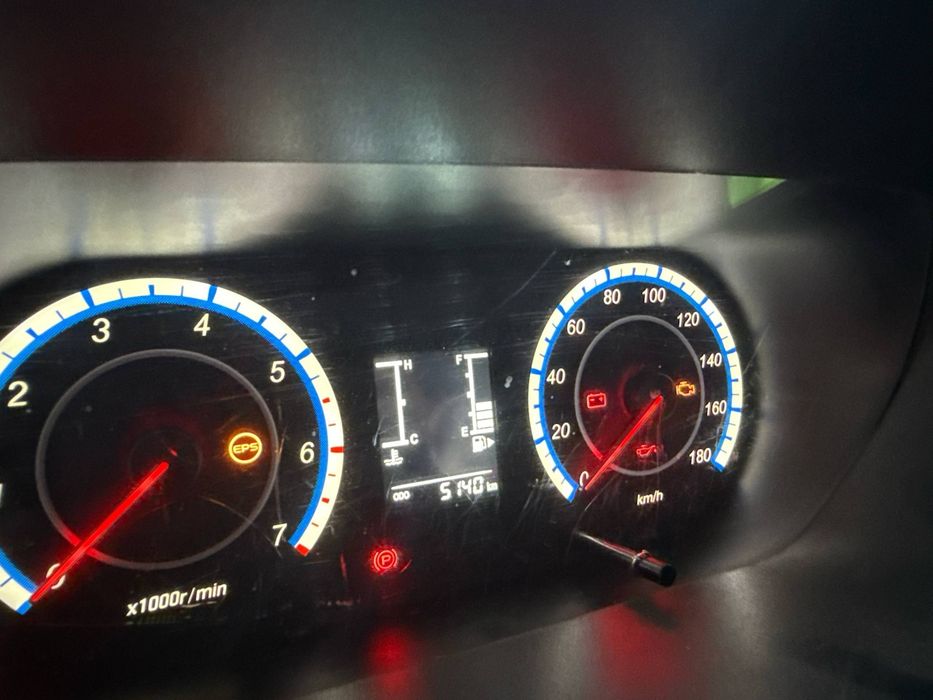CHANGAN ideal sotiladi