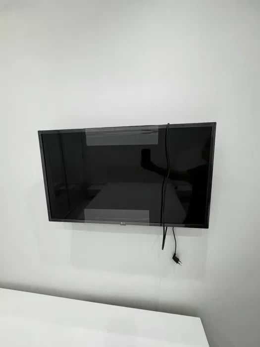 Дава се под наем Тристаен апартамент в София, Красно село - 85 кв.м за 714 € - Снимка #6