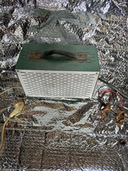 Зарядно за акумулатори от соца