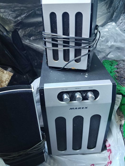 Продам сабвуфер с колонками компьютерный