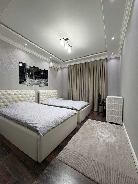 4-комнатная квартира 105 м² в ЖК Дархан с ремонтом и охраной