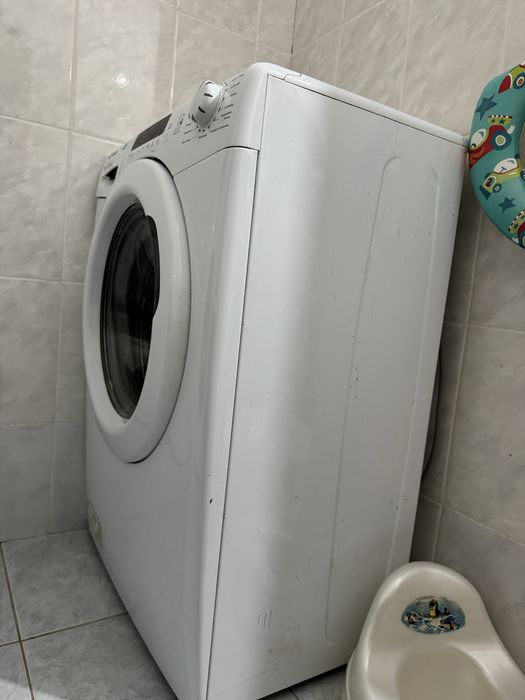 Продам стиральную машину