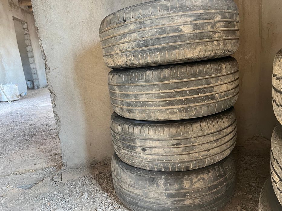 Шины на бмв продается