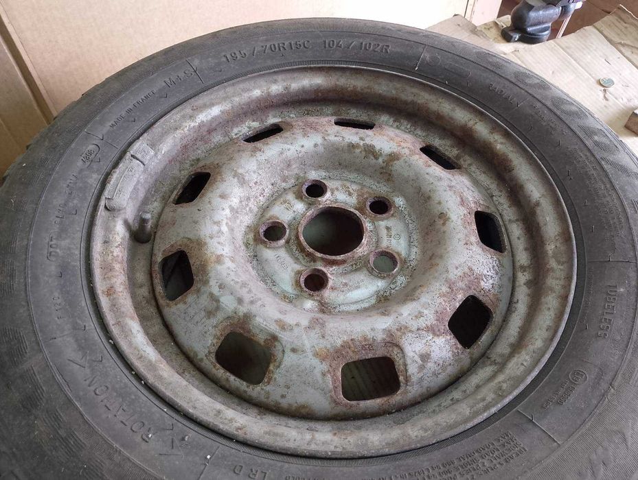 Метални джанти  с гуми за  VW TRANSPORTER