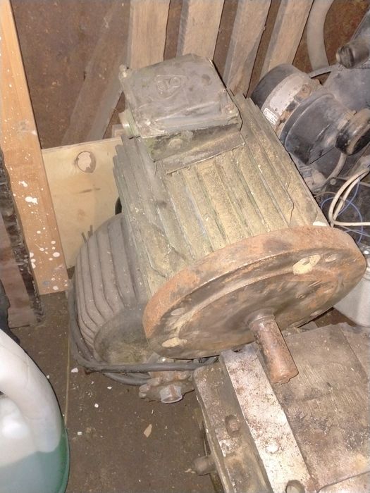 Продам электро двигатели,разной мощности бу