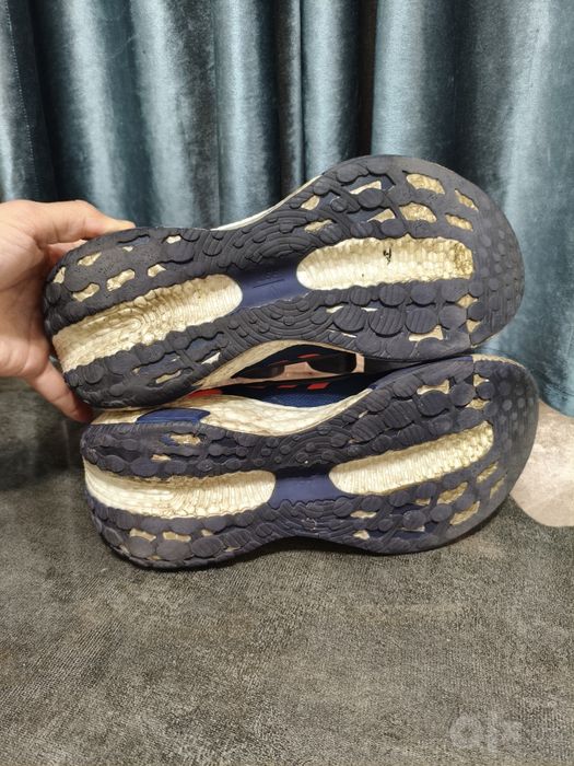 Оригинальные кроссовки Adidas