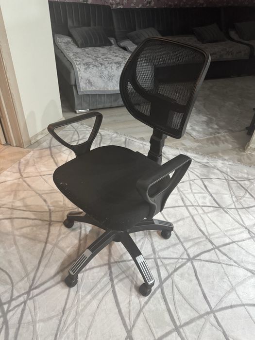 Продам кресло БУ