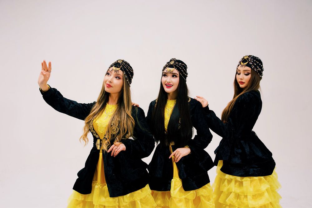 Танцевальные костюмы