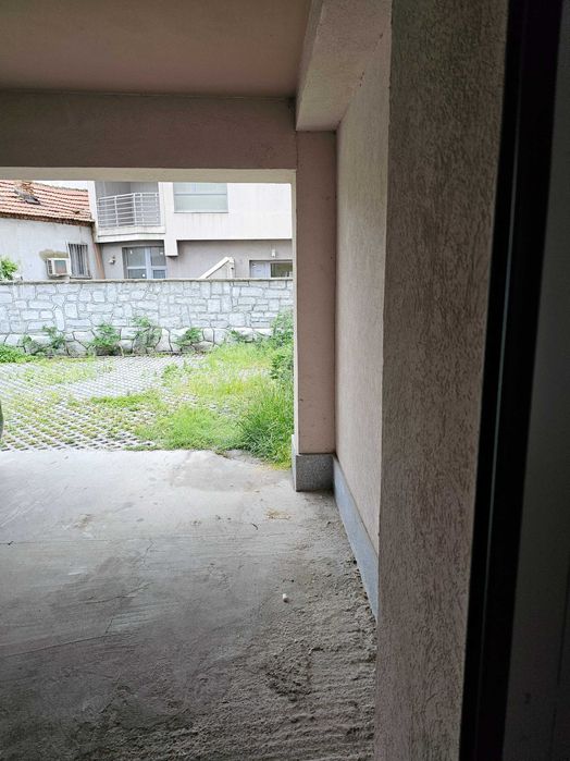 Дава се под наем Гараж / Паркомясто в Варна, Погреби - 12 кв.м за 76.5 € - Снимка #2