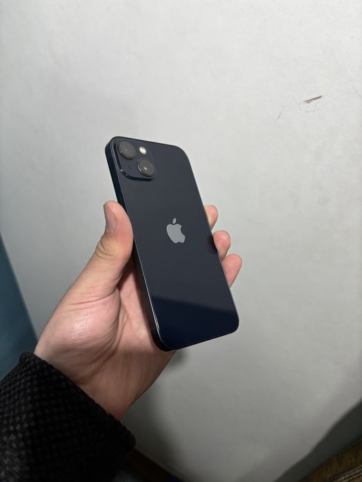 Продам айфон 13