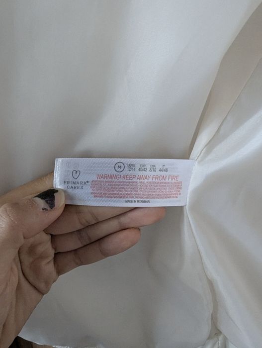 Vestă cu glugă damă, mărimea M/L – nepurtată, stare excelentă