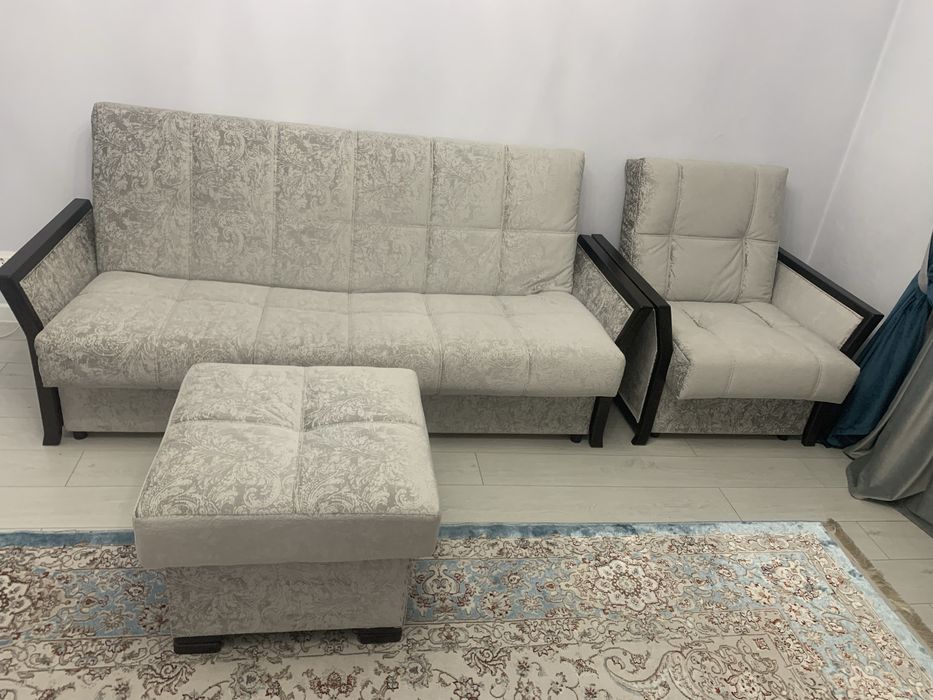 Продам б/у диван