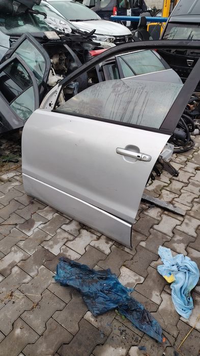 Usa stanga fata Suzuki Vitara 2