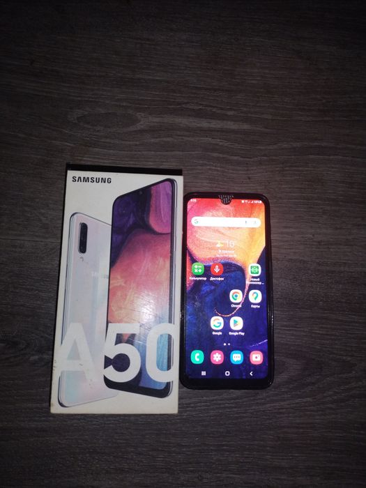Продам Самсунг а 50 в идеале