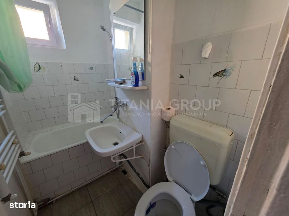 Garsonieră decomandată, etaj intermediar - zona Astra