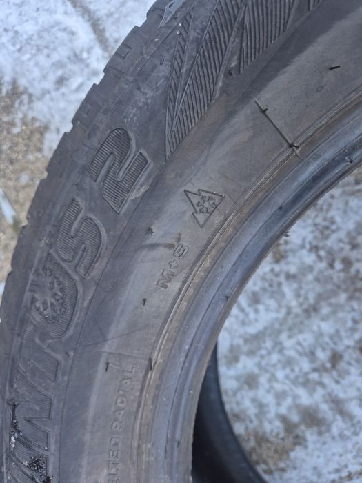 Vănd cauciucuri 215/60/16 C  M+S  2buc dot 2021
