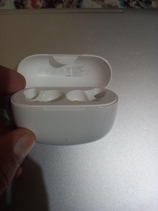 Airpods sotiladi