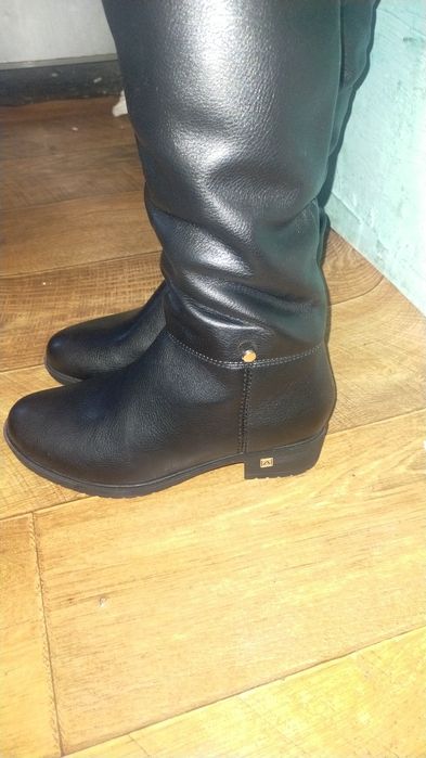 Женские сапоги новые