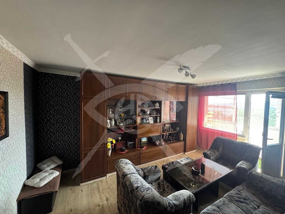 Продава се Тристаен апартамент в Айтос - 65 кв.м за 1124 €/кв.м - Снимка #2