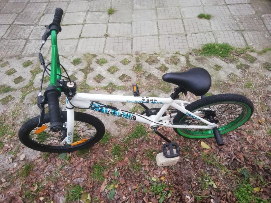 Велосипед BMX Black Box HT