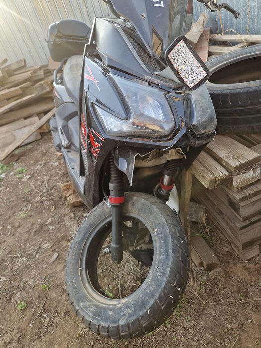 Мопед скутер  150000тенге