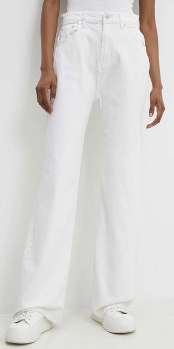 Бели дънки Answear Lab