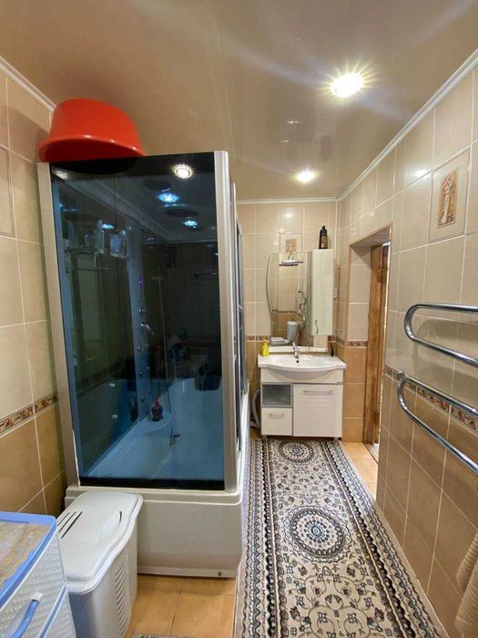 Продам 2х уровневый Коттедж в районе КСК!