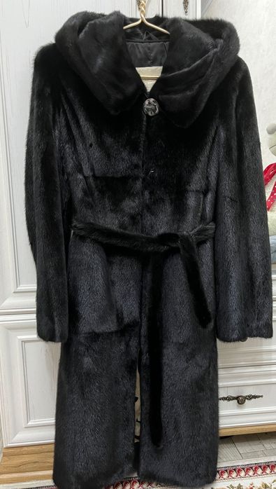 Шуба норковая 44 размер в отличном состоянии