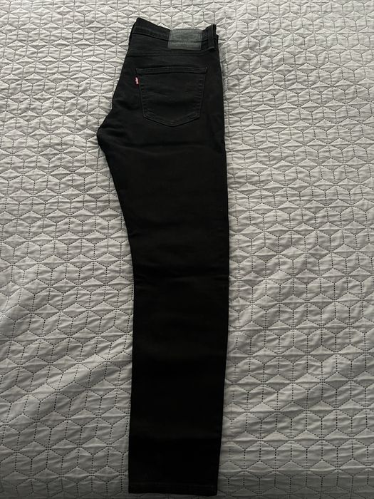 Blugi Levi’s Slim